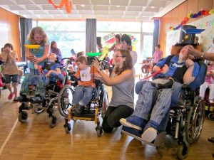 Freizeitveranstaltung für Kinder mit geistigen und körperlichen Behinderungen